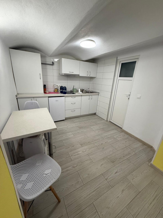 Apartament la casă , str. G-ral Magheru-Sibiu!!