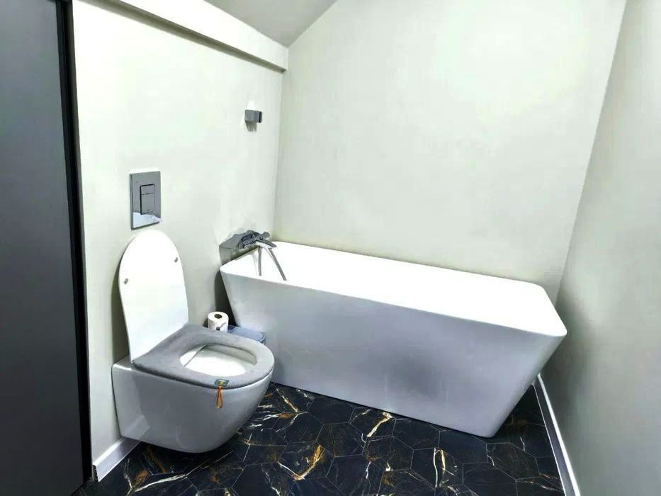 Casa tip duplex, zona Centrală(Promenada Mall).
