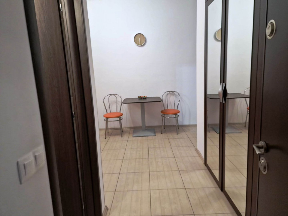 Apartament la casă, zona Centrală!