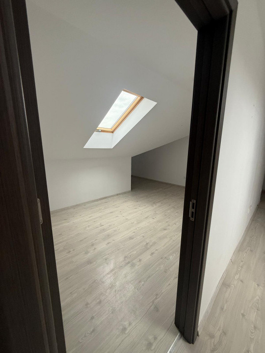 Apartament la mansardă Cartier ARHITECȚIOR!