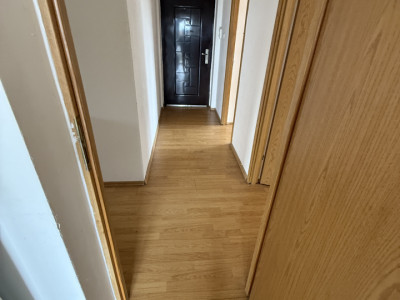 Apartament de închiriat!!
