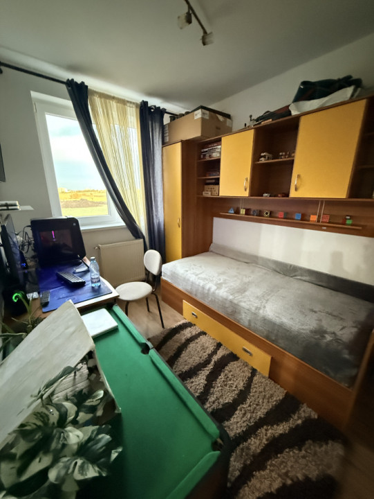 Apartament cu 3 camere 