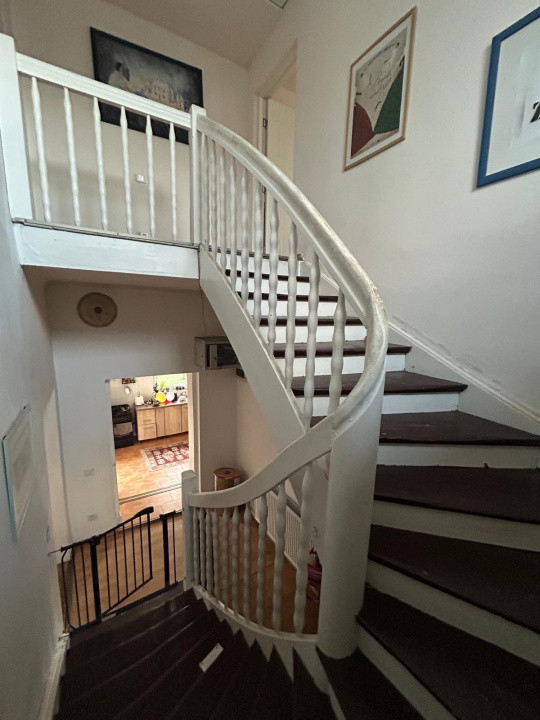 Casa de inchiriat, Pet Frandy!!