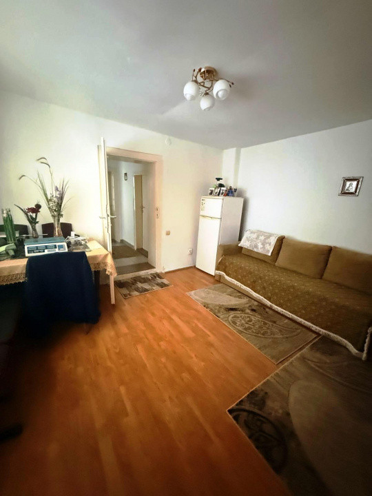 Casa individuală , Gusterița la  2 strazi !!