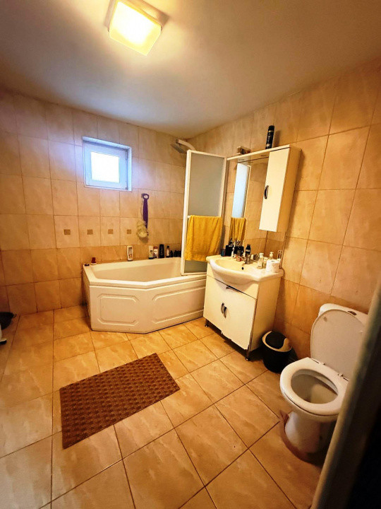 Casa individuală , Gusterița la  2 strazi !!