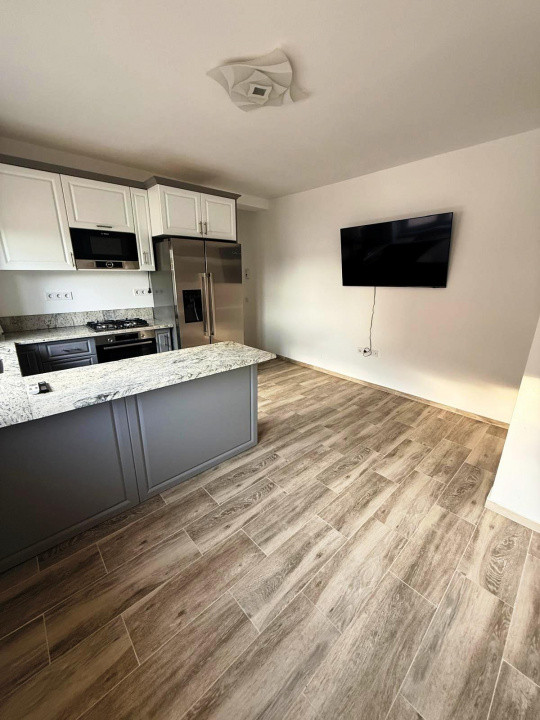 Apartament cu un dormitor, et.1, Calea Cisnădiei !!