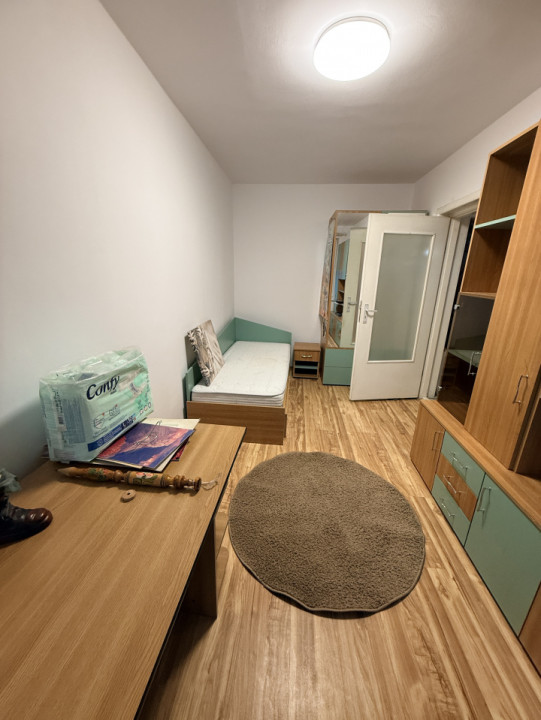 Ofer spre închiriere apartament cu 2 dormitoare !!