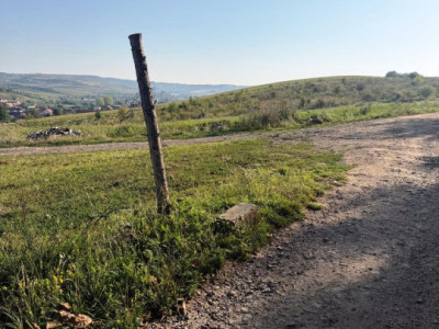 Teren intravilan construție casa Tip duplex !!